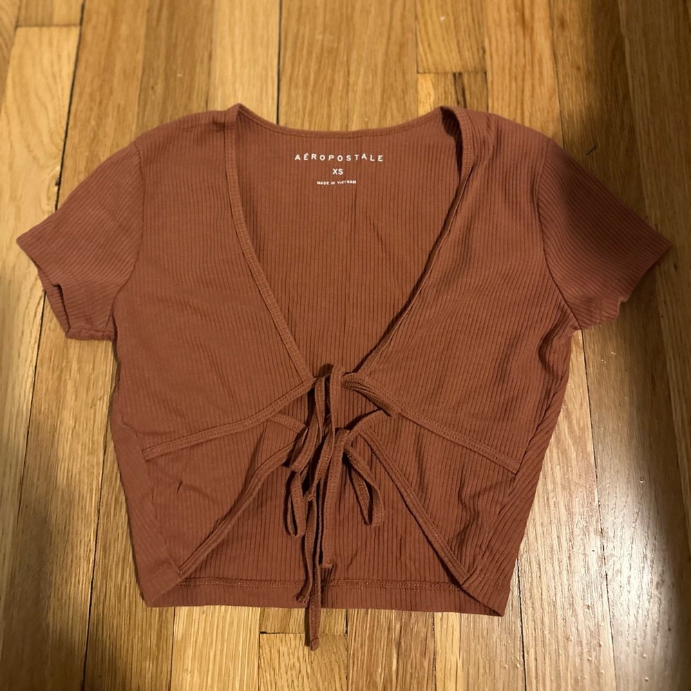 Aeropostale Women's Brown Tie-Front Crop Top